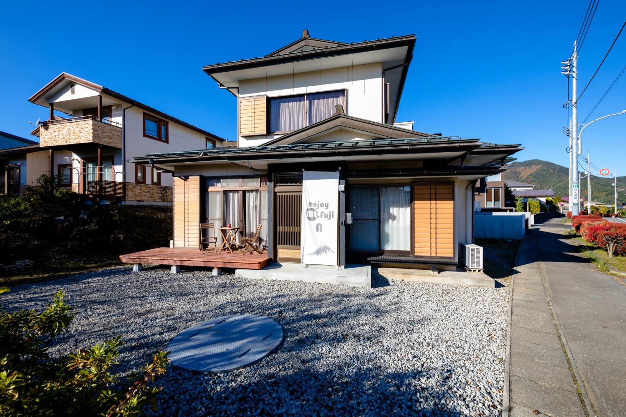 Вилла Enjoy Mt.Fuji A Фудзиёсида Экстерьер фото