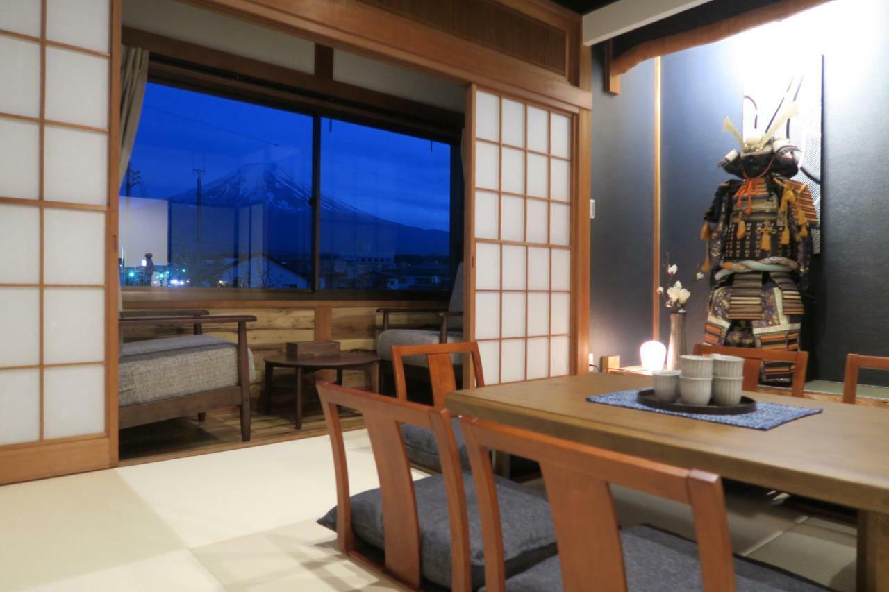Вилла Enjoy Mt.Fuji A Фудзиёсида Экстерьер фото